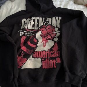 Gildan Black Medium Hoodie with Graphic Print